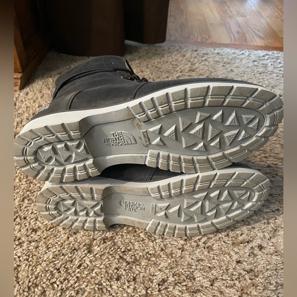 The North Face Boots Grey 8.5 - Picture 8 of 8